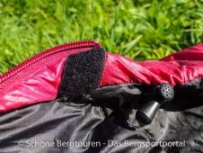 Valandre Bloody Mary Daunenschlafsack - Kordelstopper und Klettverschluss