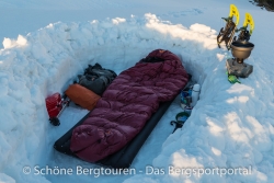 Valandre Bloody Mary Daunenschlafsack - Loch fuer Biwak