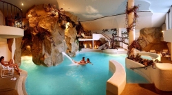 Almhof Hotel Call - Felsenschwimmbad