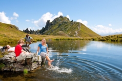 Das Alpenhaus Gasteinertal - Spass im Bergsee