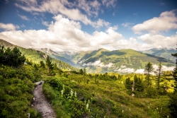 Das Alpenhaus Gasteinertal - Blick ins Tal