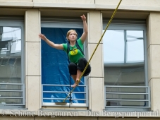 Faith Dickey beim Highlinen #4
