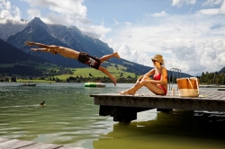Gaestehaus Rottenspacher - Schwimmen im Walchsee