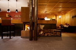 Lagacio Hotel Mountain Residence - Bar und Rezeption