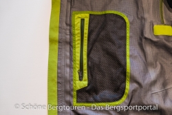 Marmot Alpinist Jacket - Rechte Innentasche aus Mesh