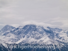 Der Ortler in Wolken