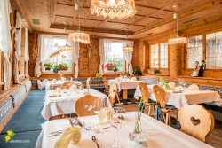 Vitalpina Hotel Magdalenahof - Suedtiroler Stube