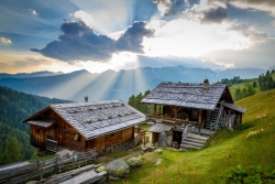 Vitalpina Hotel Magdalenahof - Alm im Sommer