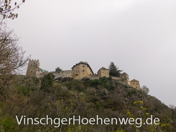 Vinschger Hoehenweg - Schloss Juval