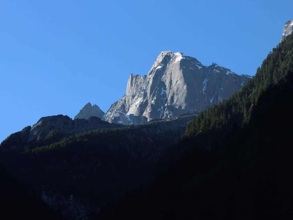 BergaufBergab - Der Piz Cengalo thront hoch über dem Bondascatal